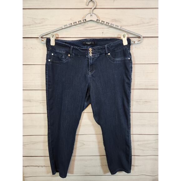 Torrid Women’s We Swear‎ By The Fit Dark Wash Jeggings Denim Jeans Plus Size 22 - Picture 1 of 7